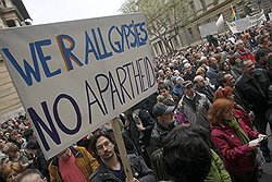 Не все граждане Венгрии одобрили проект основного закона страны