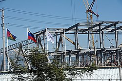 На стройки жителей Имеретинки не нанимают — им придется много платить 