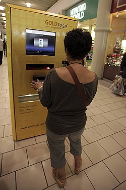 Растущее недоверие к бумажным деньгам привело к появлению в разных странах мира автоматов по продаже золота