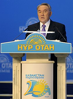 Очередную порцию наград Нурсултан Назарбаев получил законным порядком