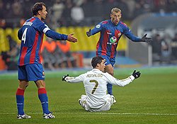 Москва, 21 февраля. Матч 1/8 финала Лиги чемпионов по футболу. Московский ЦСКА сыграл вничью с мадридским "Реалом" (1:1)