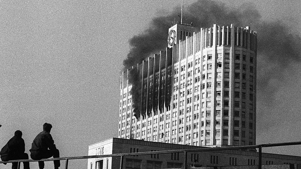 Путч 1993 года положил начало усилению позиций президента  
