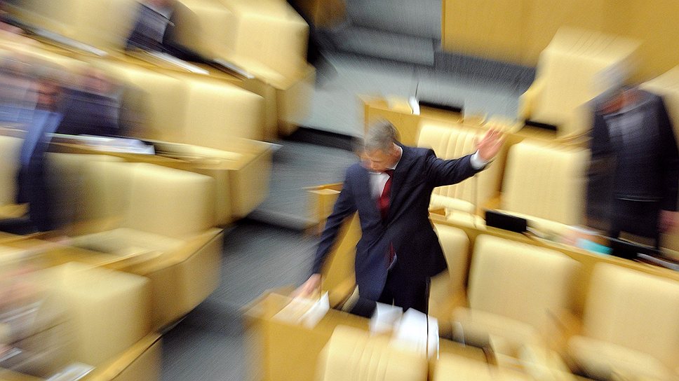 В последнее время самые резонансные законопроекты не вносятся Кремлем, а доверяются отдельным депутатам Госдумы 