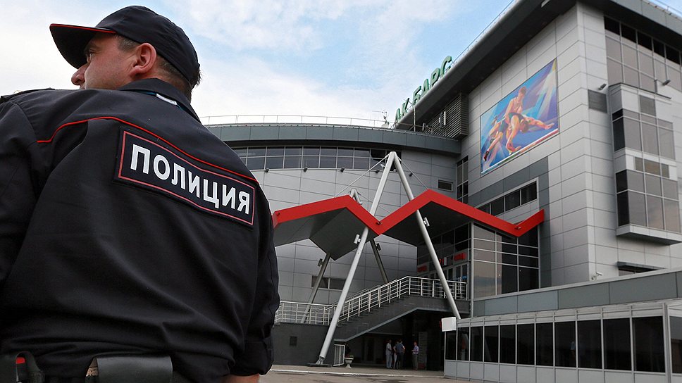 Более 30 тыс. полицейских охраняют спортивные сооружения не хуже режимных объектов  