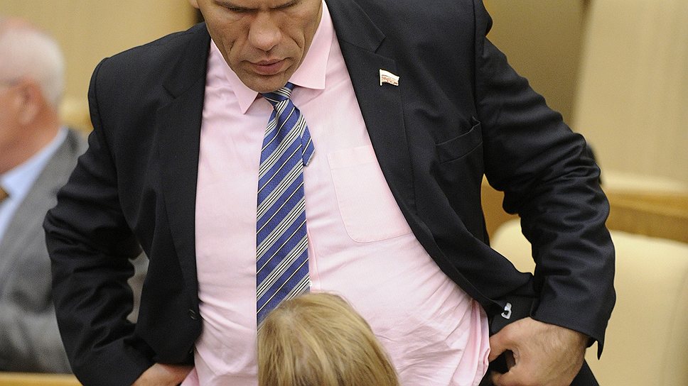 Депутат Николай Валуев. Москва, 2013 год