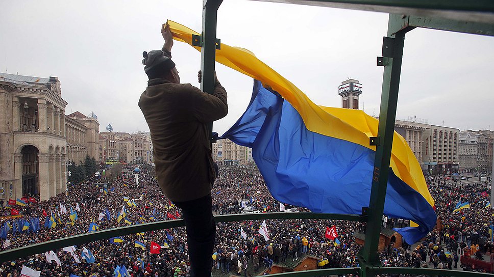 Разгон "Евромайдана" привел к увеличению его численности и радикализации требований оппозиции