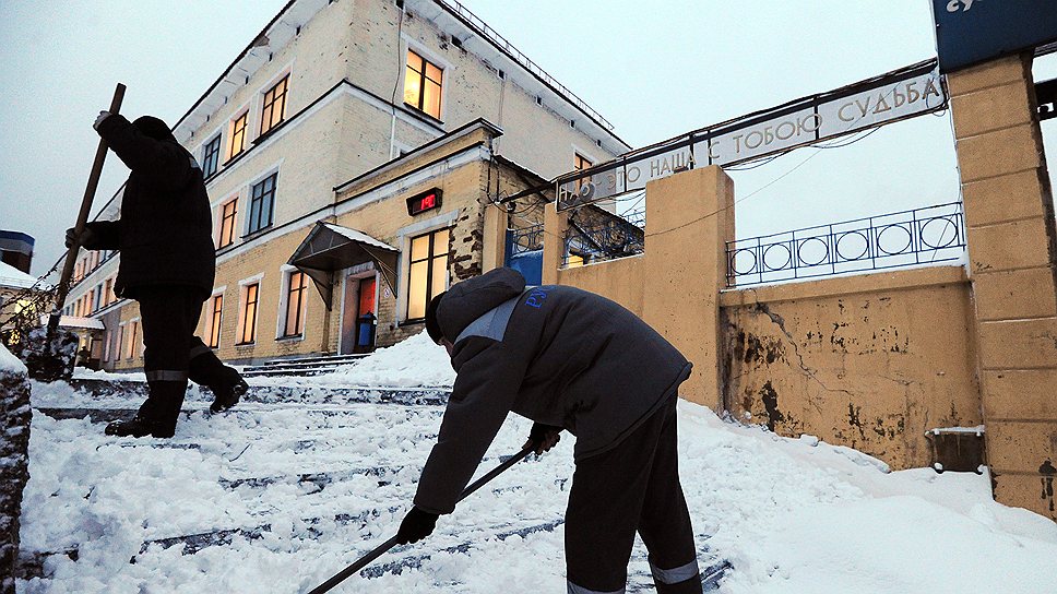 Пройти по улицам Надвоиц — непростое занятие и зимой, и летом 
