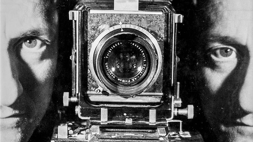 "Эрвин Блюменфельд (1897-1969). Фотографии, рисунки, фотомонтаж"