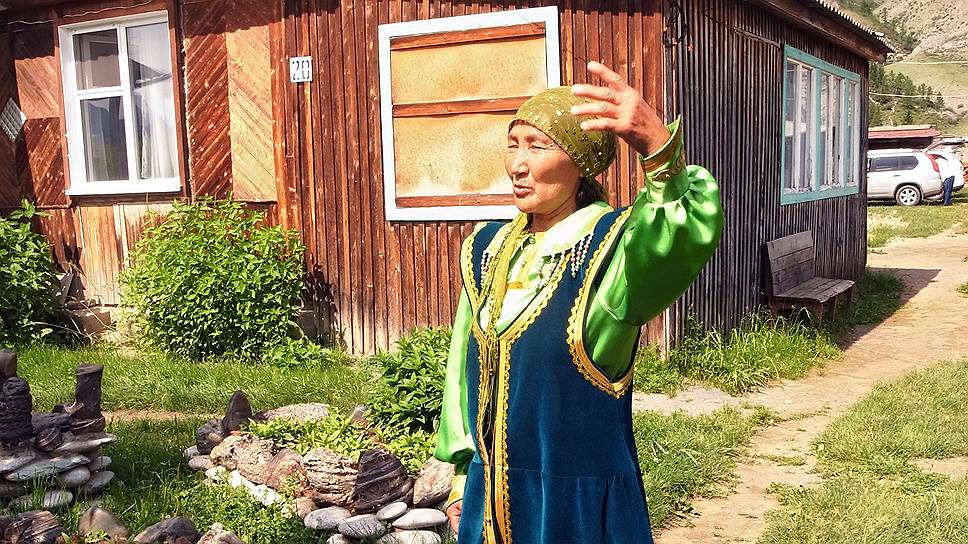 Туристов на Алтай завлекают как красотой и чистотой природы, так и самобытностью местного населения