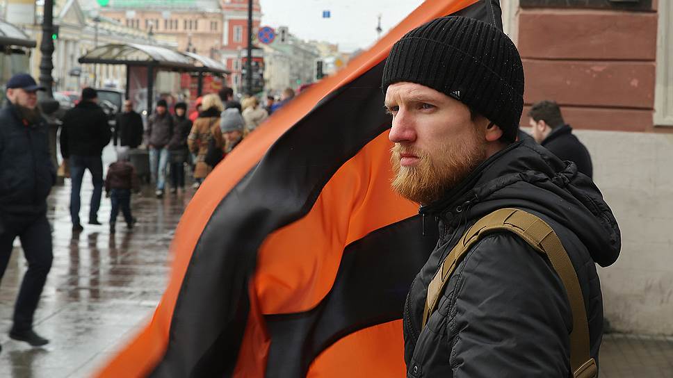 "Национально-освободительное движение" Евгения Федорова, не нашедшее поддержки во власти, по собственным подсчетам, привлекло до 150 тыс. сторонников на теме избавления России от оккупации