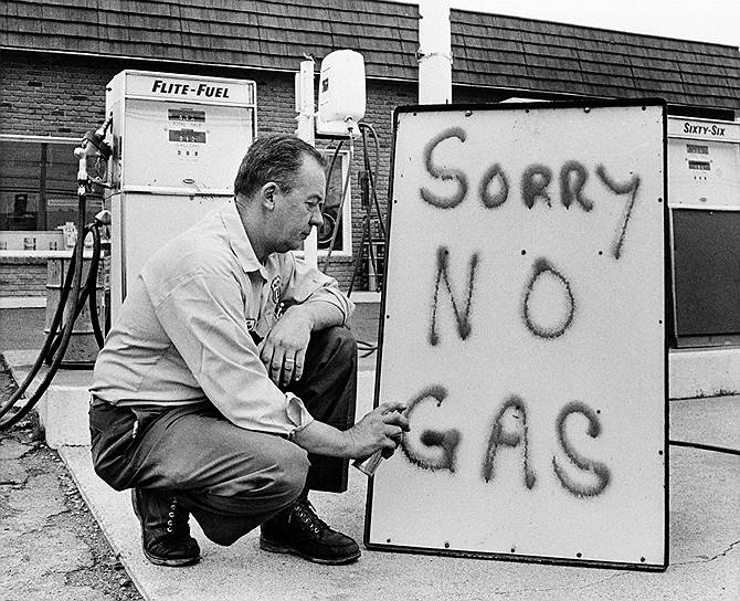 Арабское нефтяное эмбарго 1973 года дошло до каждой западной бензоколонки  