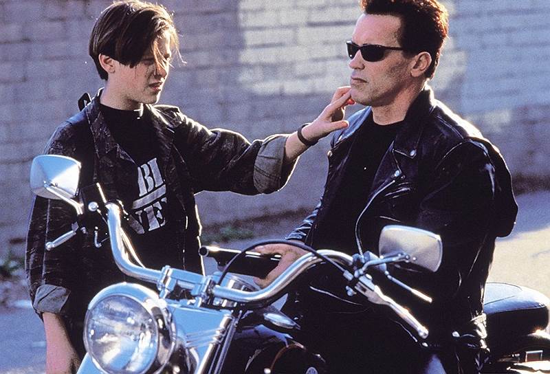 Кадр из фильма "Терминатор-2: Судный день" (1991)  