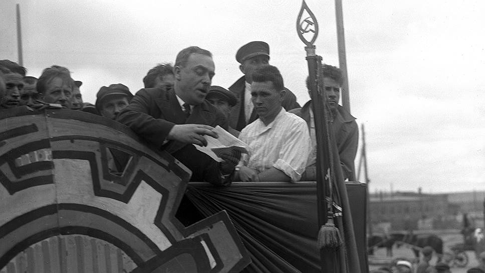 После торжеств по поводу досрочного завершения строительства завода (на фото) началась безостановочная борьба с бракоделами