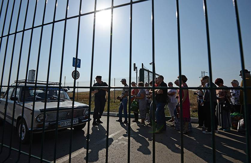 После встречи в Берлине президенты России и Украины увидели юго-восточный участок российско-украинской границы под разными углами