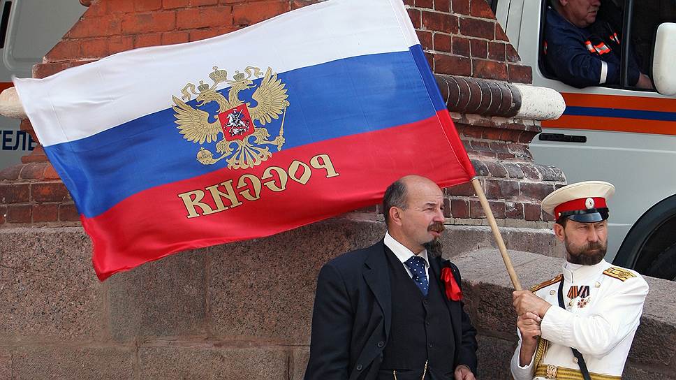 Вековой юбилей революции пройдет под знаком примирения белых и красных