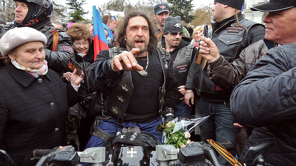 Лидер клуба «Ночные волки» Александр Залдостанов 