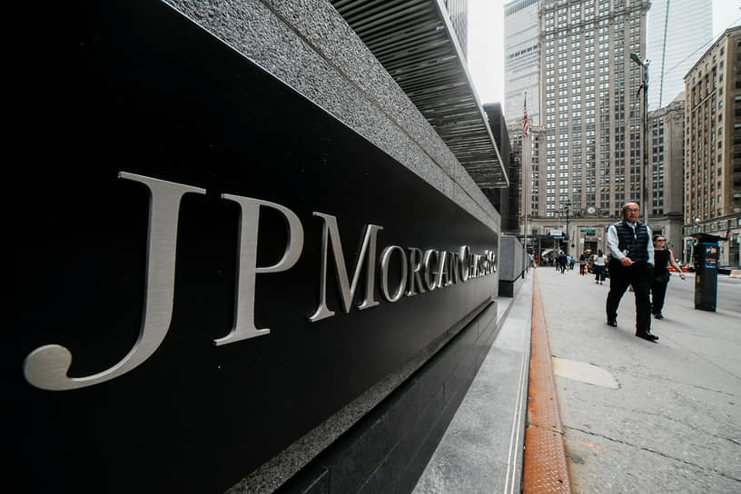 Кому &mdash; война, кому &mdash; рекордная выручка