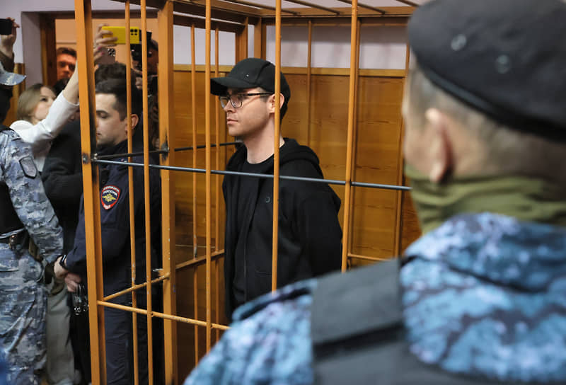 Денис Аллаяров