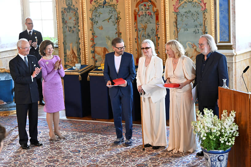 Торжественная церемония награждения участников группы ABBA орденом Вазы за выдающийся вклад в шведскую и мировую музыку 