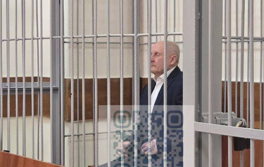 Начальник 27-го Центрального научно-исследовательского института (ЦНИИ) Минобороны России Андрей Протасов в суде (апрель 2025 года)