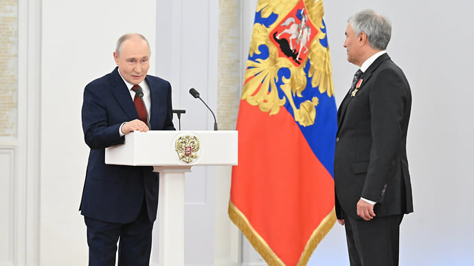 Путин о решающем этапе для России, эффективности депутатов и целях СВО