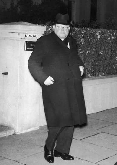 Доктор Джон Бодкин Адамс 