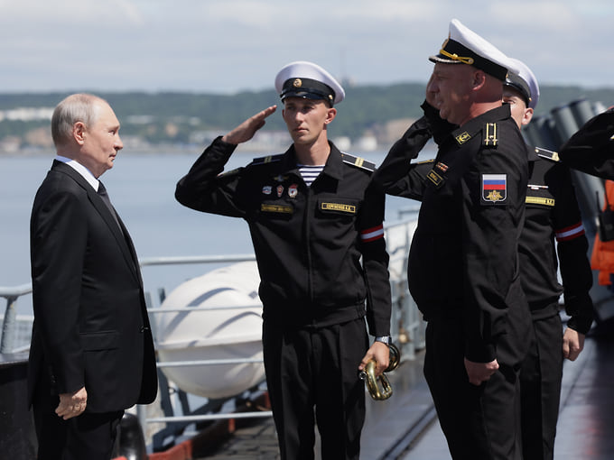 Путин о зеркальном ответе на захват танкеров, споре с Японией по Курилам и учениях ТОФ