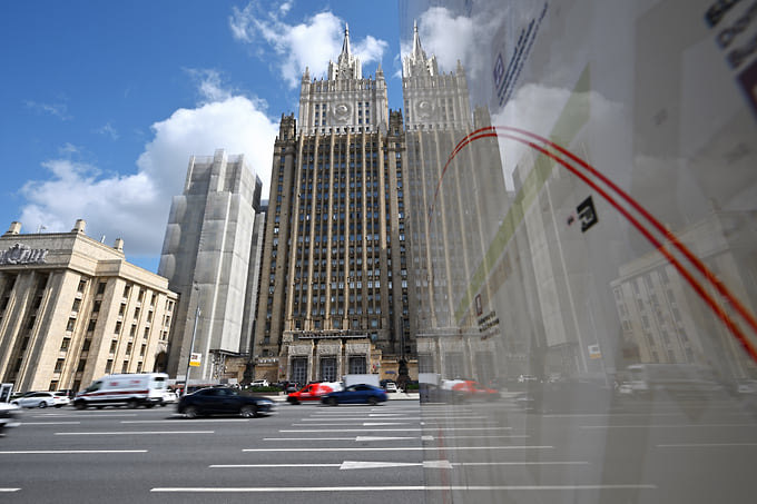 Здание МИД РФ на Смоленской площади в Москве 