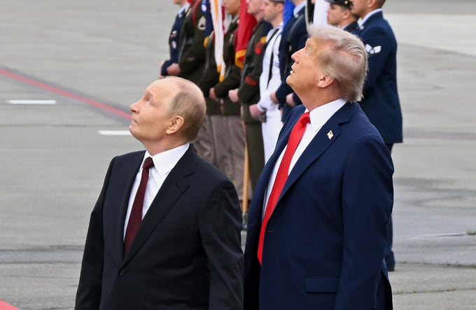 Владимир Путин и Дональд Трамп на Аляске в августе 2025 года 