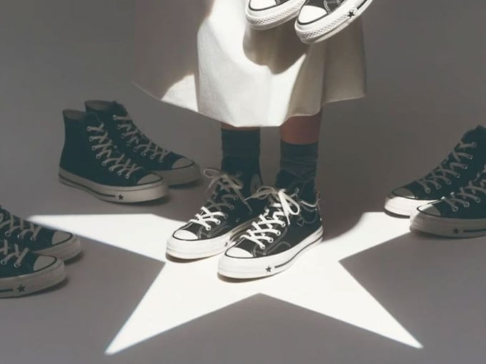 Converse извинился за рекламный постер из-за обвинений в расизме