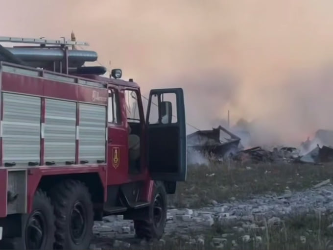 Что известно о пожаре на заводе пиротехники в Ярославской области