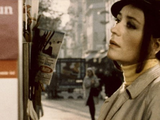 Фильм Жерара Переса «Эротиссимо» (1969) не вошел в историю кино, но показал способность Жирардо выступать в жанре эротической комедии