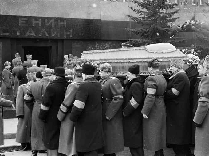 Траурная процессия в марте 1953 года