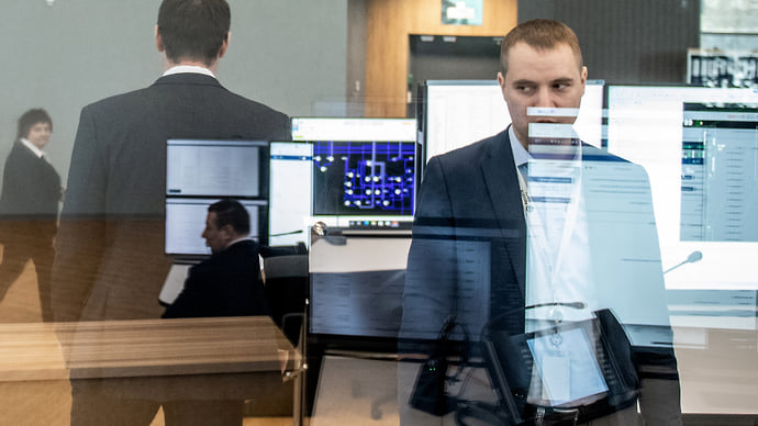 Технологическому поиску подбирают кошелек