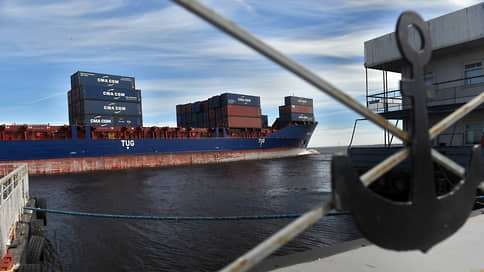 Ставки встали под погрузку // Контейнерным операторам грозят сложности при продлении аренды судов