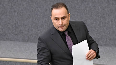 Особо лыжное задание // Депутату Дмитрию Свищеву доверили объединенную лыжную федерацию