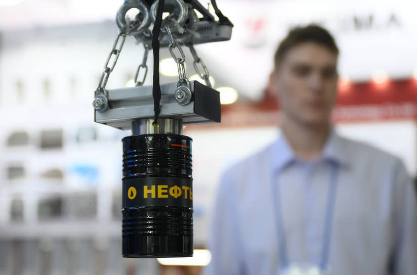 For the Russian budget, the depth of the crisis in the Middle East in the coming months will be measured in barrels of high-priced oil.