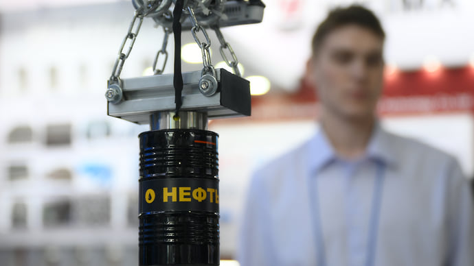 Нефтедоллары пока в пути