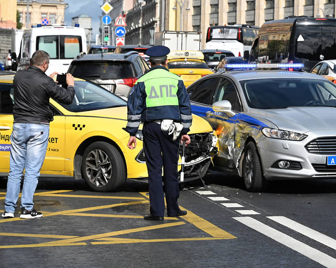 KMO_191897_00114_1_t222_204233 Страховка живет одним днем