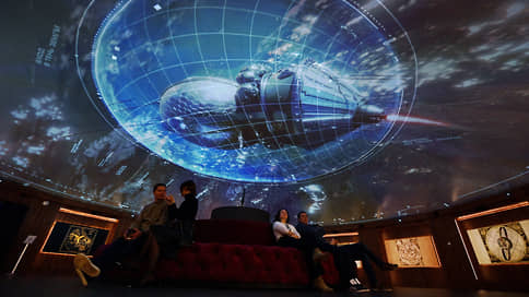 Луну начинают делить  хотим мы этого или нет // Научный руководитель Института космических исследований РАН академик Лев Зеленый  о конкуренции в космосе