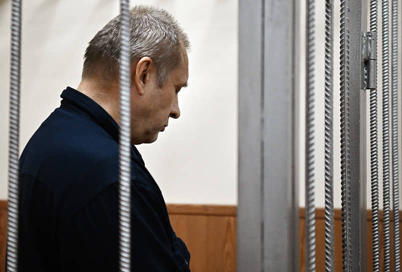 Бывший заместитель начальника управления расквартирования и строительства Главного командования внутренних войск Министерства внутренних дел России Игорь Долгих 