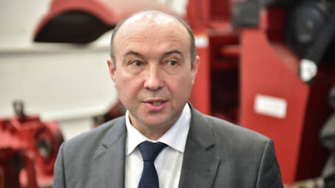 Новосибирский министр ответил за скот // В региональном парламенте раскритиковали темпы помощи пострадавшим фермерам