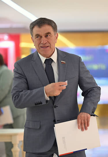 Сенатор Ахмат Салпагаров