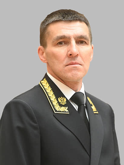 Судья Олег Нефедов 