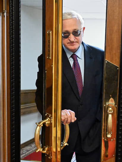 Александр Шохин
