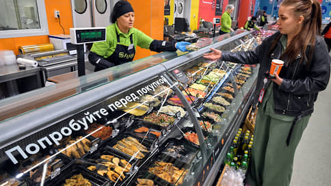 Еда, готовься к проверкам // Производителей продуктов могут обязать информировать о выходе на рынок