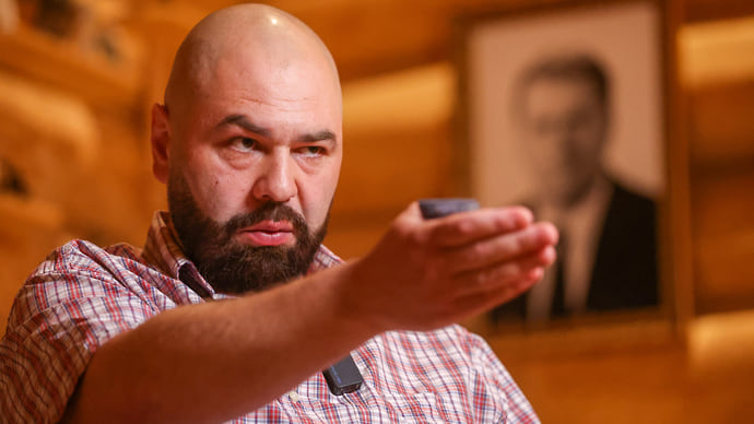 Отцовство Жириновского истребовали через КС