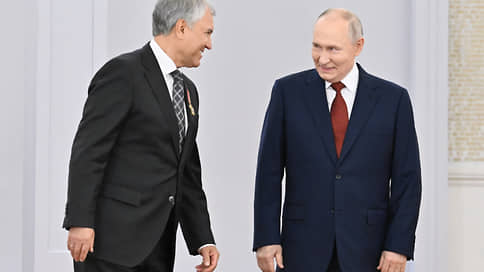 Народ к отряду готов // На встрече депутатов с президентом в Георгиевском зале выяснилось, кто есть кто