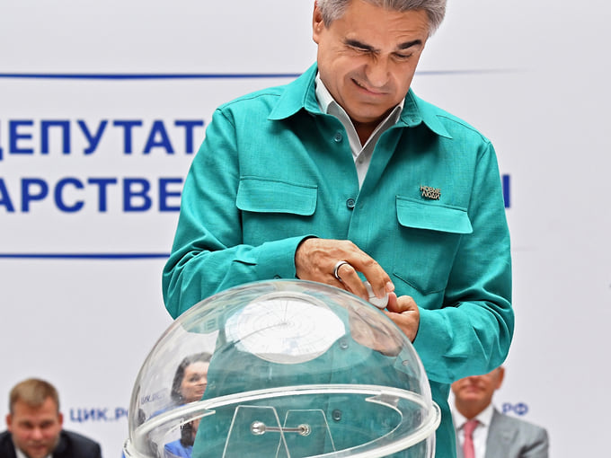 «Яблочные» предпочтут бирюзовых
