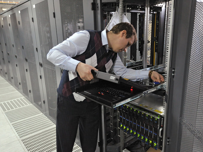 Данные рвутся в облака